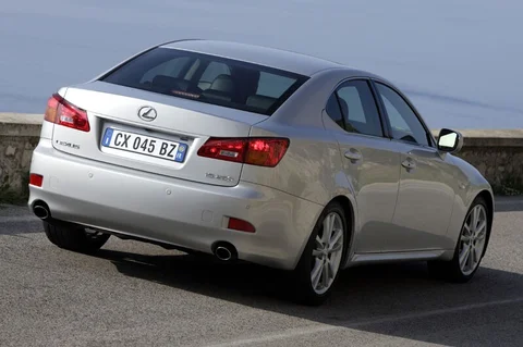 Lexus IS 220d Sport 2005 view 8
