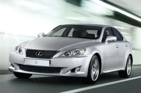 Lexus IS 250 Luxury Line 2010 view 3