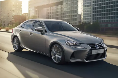 Lexus IS 300h Sport Edition 2017 view 7