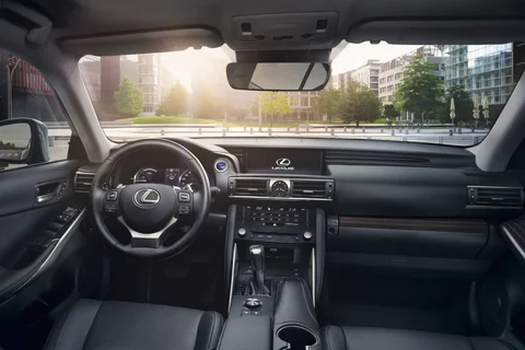 Lexus IS 300h Sport Edition 2017 view 10