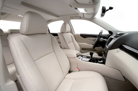 Lexus LS 600h President 2007 view 9