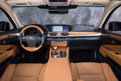Lexus LS 600h Luxury Line 2013 view 4