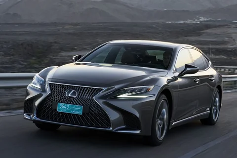 Lexus LS 500h Luxury Line 2018 view 11