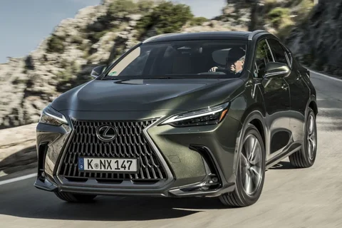 Lexus NX 450h+ 4WD Launch Edition 2021 view 11
