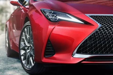 Lexus RC 300h Luxury Line 2018 view 5