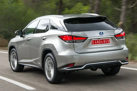 Lexus RX 450h Obsidian Edition 2022 view 2