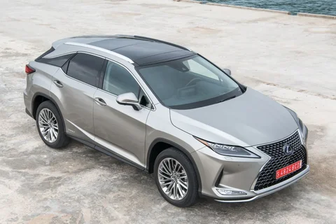 Lexus RX 450h Obsidian Edition 2022 view 10