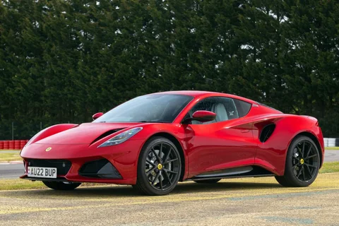 Lotus Emira i4 2024 view 4