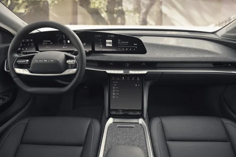 Lucid Air Dream Edition Range 2022 view 2