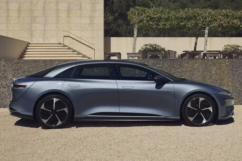 Lucid Air Dream Edition Range 2022 view 9