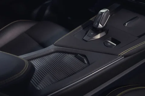 Lynk & Co 01 Core 2024 view 5
