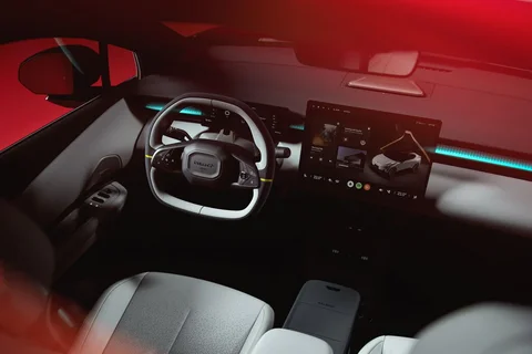 Lynk & Co 02 Core 2024 view 8