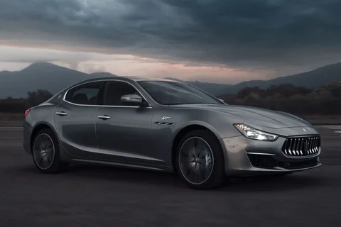 Maserati Ghibli 3.8 V8 Trofeo 2021 view 3