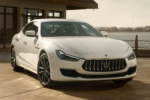 Maserati Ghibli 3.8 V8 Trofeo 2021 view 7