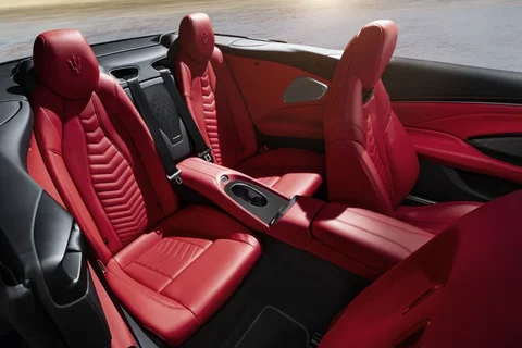Maserati GranCabrio Modena 2025 view 6