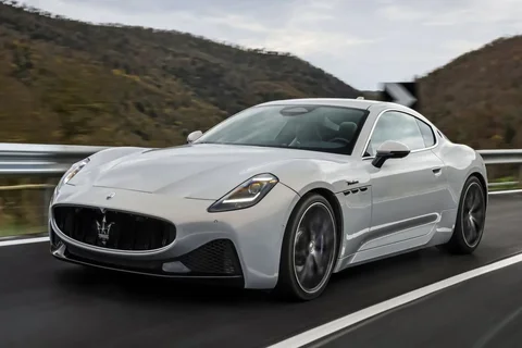 Maserati GranTurismo Modena 2023 view 7