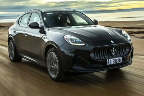 Maserati Grecale Folgore 2023 view 8