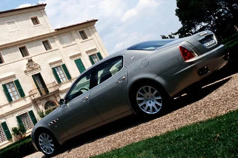 Maserati Quattroporte Executive GT 2005 view 12