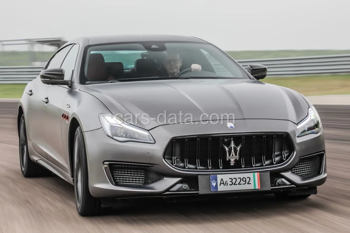 Maserati Quattroporte 3.8 V8 Trofeo 2021 front view