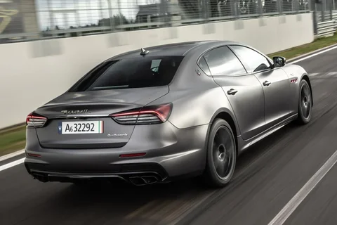 Maserati Quattroporte 3.8 V8 Trofeo 2021 view 4