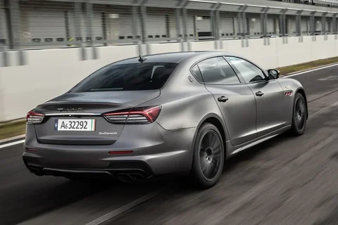 Maserati Quattroporte 3.8 V8 Trofeo 2021 view 8