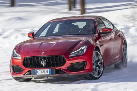 Maserati Quattroporte 3.8 V8 Trofeo 2021 view 11
