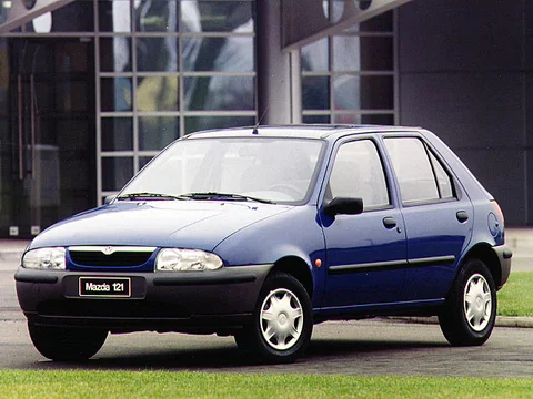 Mazda 121 1.8 D GLX 1996 view 3