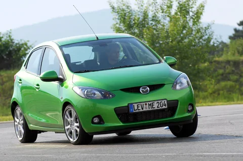 Mazda 2 1.5 GT-M 2007 view 2