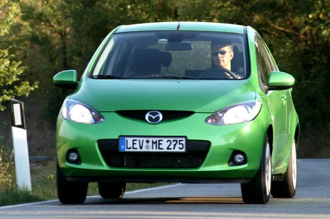 Mazda 2 1.5 GT-M 2007 view 10