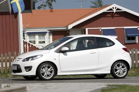 Mazda 2 1.3hp Touring 2008 view 10