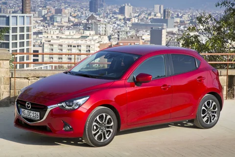Mazda 2 SkyActiv-D 105 Skylease+ 2016 view 12