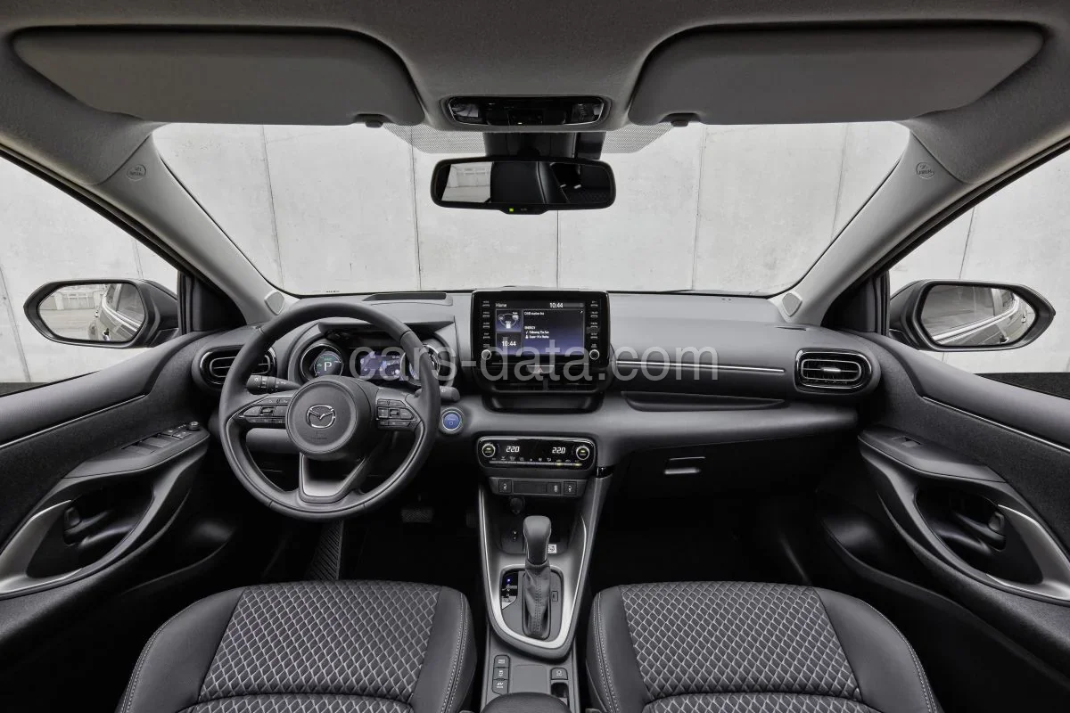 Mazda 2 Hybrid Pure 2022 front view
