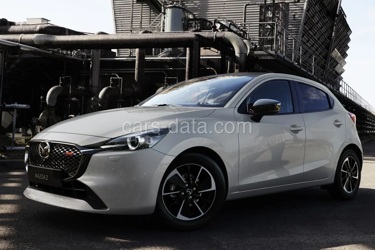 Mazda 2 SkyActiv-G 90 Centre-Line 2023 front view
