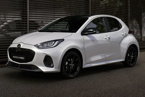 Mazda 2 Hybrid Centre-Line 2023 view 5
