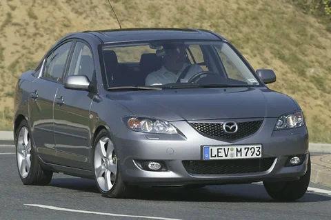 Mazda 3 Sedan 2.0 Active 2003 view 3