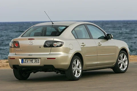 Mazda 3 Sedan 1.6 CiTD Active 2008 view 2