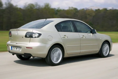 Mazda 3 Sedan 1.6 CiTD Active 2008 view 4