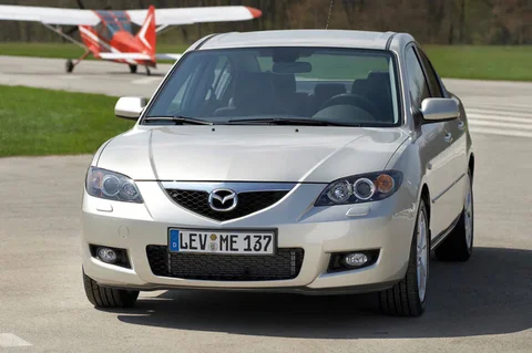 Mazda 3 Sedan 1.6 CiTD Active 2008 view 8