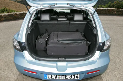 Mazda 3 2.0 CiTD hp Executive 2007 view 12