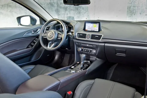 Mazda 3 SkyActiv-G 1.5 100 S 2016 view 10