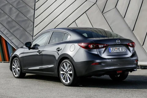Mazda 3 Sedan SkyActiv-D 2.2 150 GT-M 2016 view 5