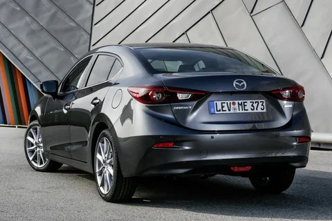 Mazda 3 Sedan SkyActiv-D 2.2 150 GT-M 2016 view 7