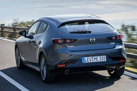Mazda 3 SkyActiv-X 2.0 180 2019 view 5