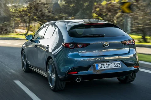 Mazda 3 SkyActiv-X 2.0 180 2019 view 6