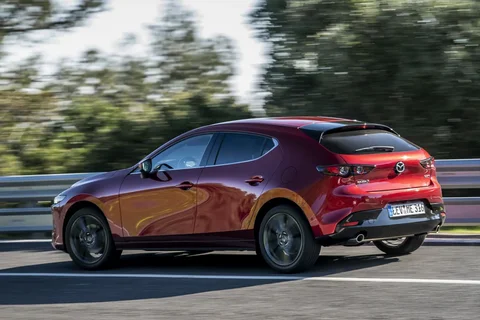 Mazda 3 SkyActiv-X 2.0 180 2019 view 11