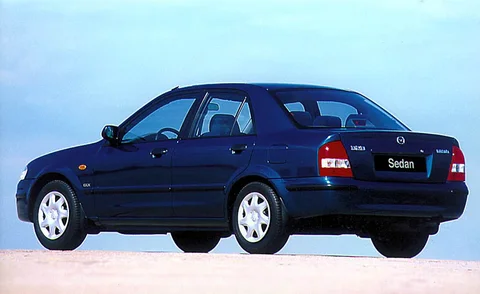 Mazda 323 Sedan 2.0 DiTD LS 1999 view 2