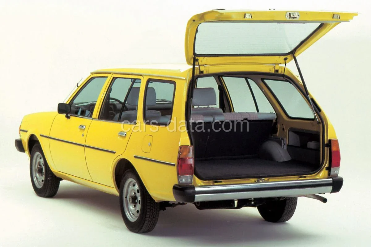 Mazda 323 Estate 1.4 SN 1979 front view