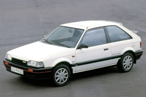 Mazda 323 1.3 L 1987 view 2