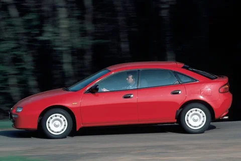 Mazda 323 F 1.5i GLX 1994 view 4