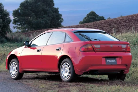 Mazda 323 F 1.5i GLX 1994 view 5